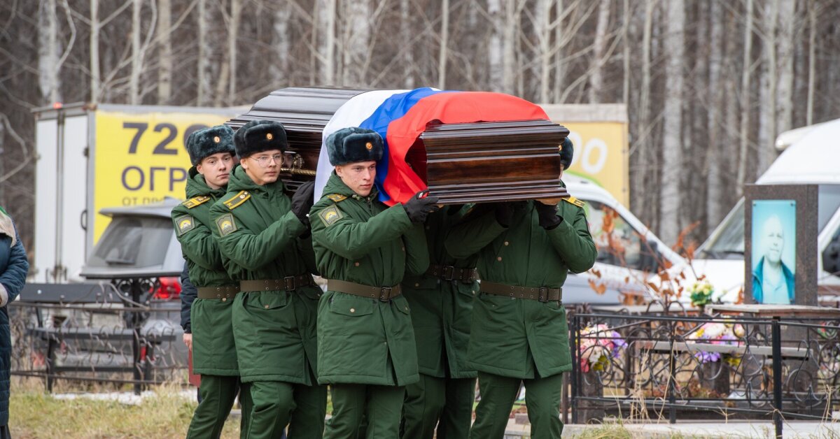 FT: paaiškėjo, kas laukia Rusijos, jei Maskva pažeis Trumpo paliaubų susitarimą