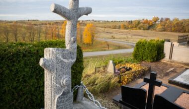 Akmenės meras: neaišku, kada bus tvarkomas Papilės piliakalnis, savivaldybė tam negauna lėšų