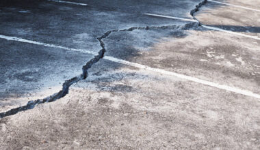 Ukrainoje – žemės drebėjimas: dužo indai ir siūbavo sienos