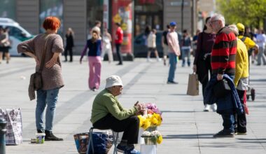 Vilniuje Motinos dieną – pilnos gatvės ir kavinės