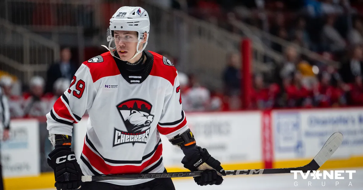 Vilmanis atgriežas NHL čempiones "Panthers" treniņos