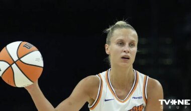 VIDEO ⟩ Laksas pārstāvētā "Mercury" nonāk vadībā WNBA pusfināla sērijā