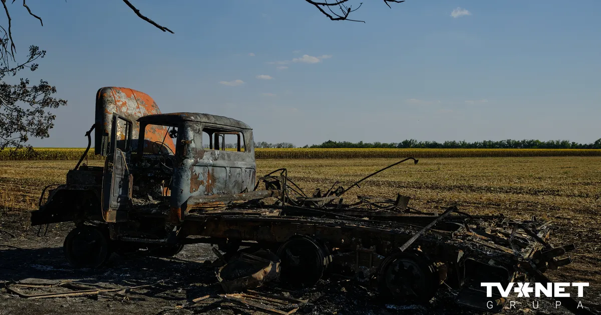 Pretuzbrukuma darbības Doneckas virzienā turpinās