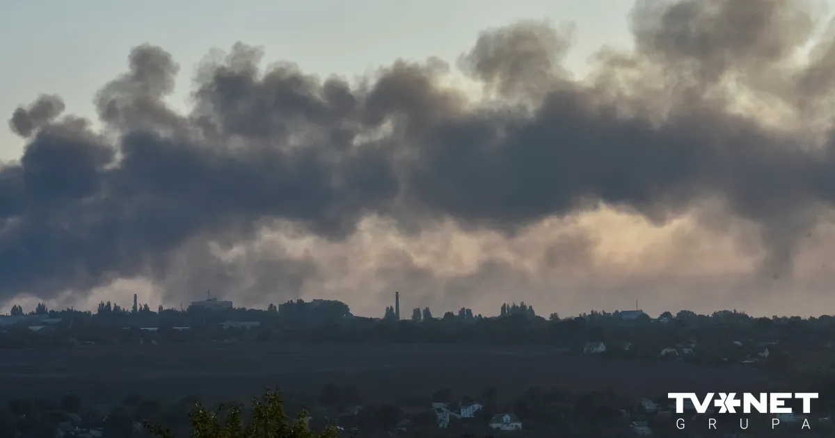 Ukraina uzbrukusi Krievijas naftas pārstrādes rūpnīcām Saratovas un Samaras apgabalos