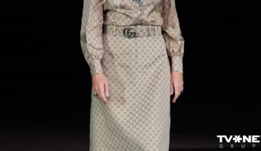 Gvineta Paltrova zelta "Gucci" kleitā