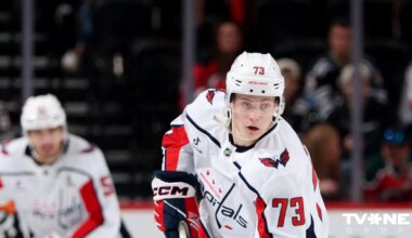 Mateiko spēlē "Capitals" trešajā uzbrucēju virknējumā un palīdz komandai uzvarēt