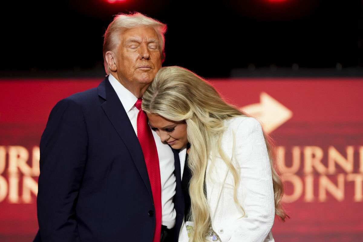 Donalds Tramps, Ērika Kērka. Foto: scanpix/AP Photo/Julia Demaree Nikhinson Donalds Tramps, Ērika Kērka. Foto: scanpix/AP Photo/Julia Demaree Nikhinson