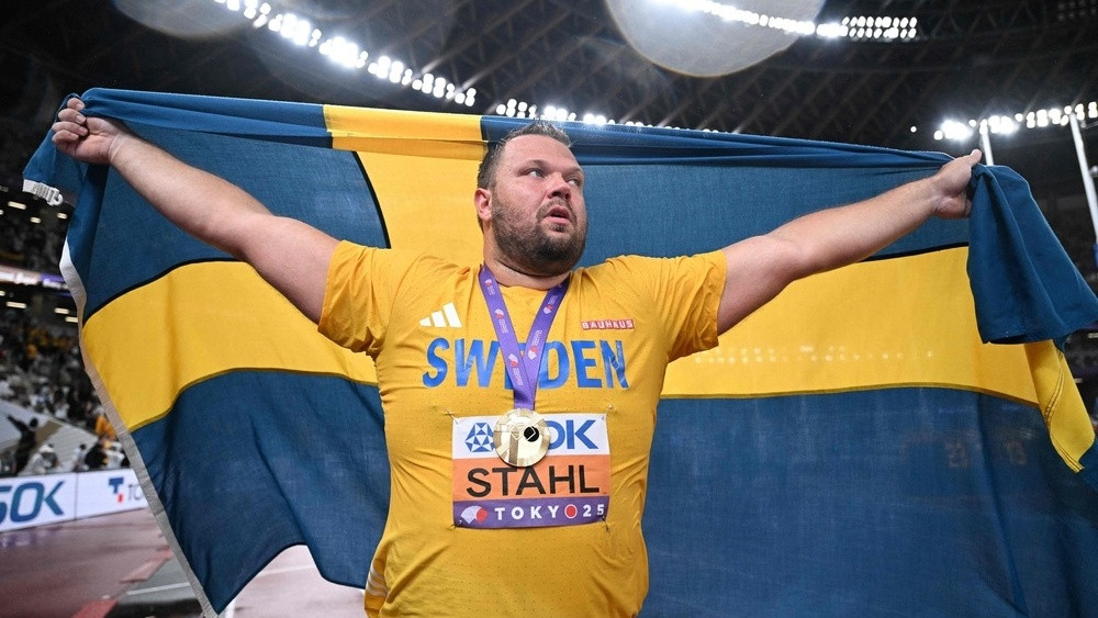 Zviedrs Stols pēdējā metienā noceļ zeltu Mī. Aleknam un trešo reizi triumfē PČ – Vieglatlētika – Sportacentrs.com
