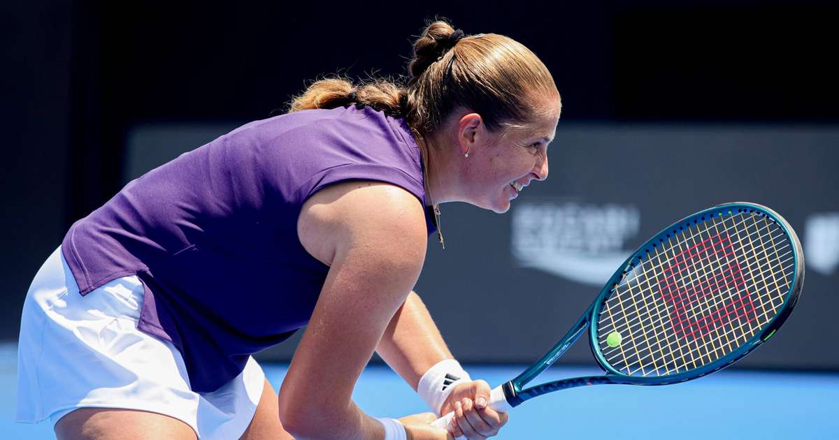 Arī Ostapenko piedzīvo zaudējumu Pekinas “WTA 1000” otrās kārtas mačā