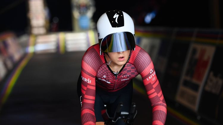 Tjumins pasaules junioru čempionāta individuālajā braucienā pārspēj 61 konkurentu – Riteņbraukšana – Sportacentrs.com
