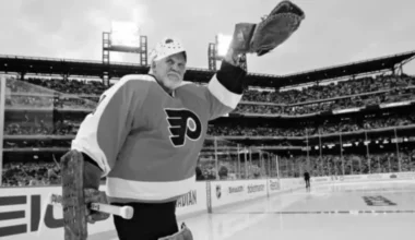 Ar "Flyers" divreiz Stenlija kausu izcīnījušais Bērnijs Parents miris 80 gadu vecumā