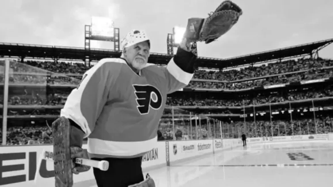 Ar "Flyers" divreiz Stenlija kausu izcīnījušais Bērnijs Parents miris 80 gadu vecumā