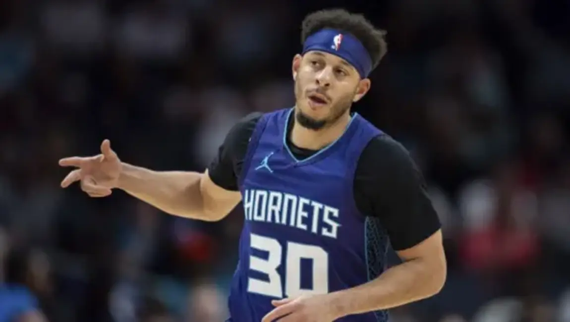 Brāļu Kariju apvienošanās "Warriors" rindās? "Goldensteita" met aci uz pieredzējušo saspēles vadītāju