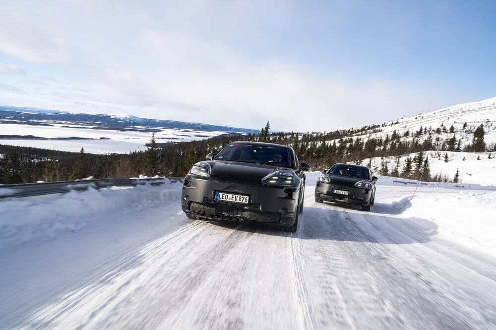 Porsche Cayenne Electric extreme tests
