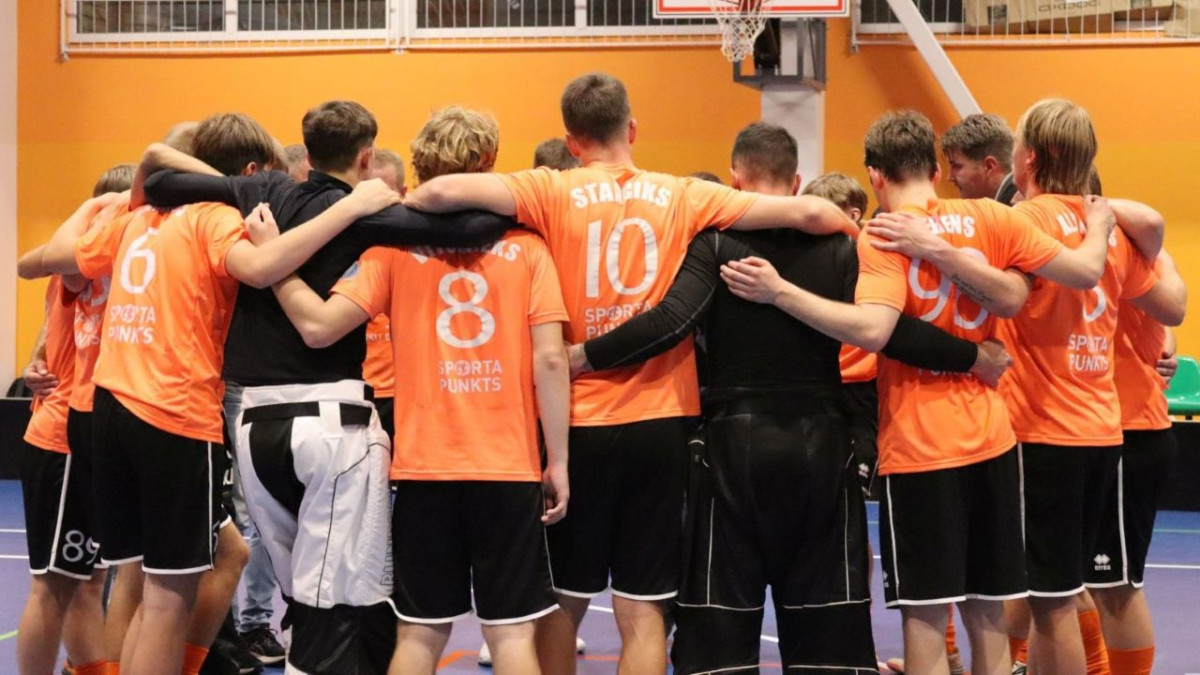 Mareks Stančiks pēdējā sekundē gūst irlavnieku uzvaras vārtus – Florbols – Sportacentrs.com