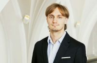 Strauji augusi gan uzņēmumu, gan mājokļu kreditēšana