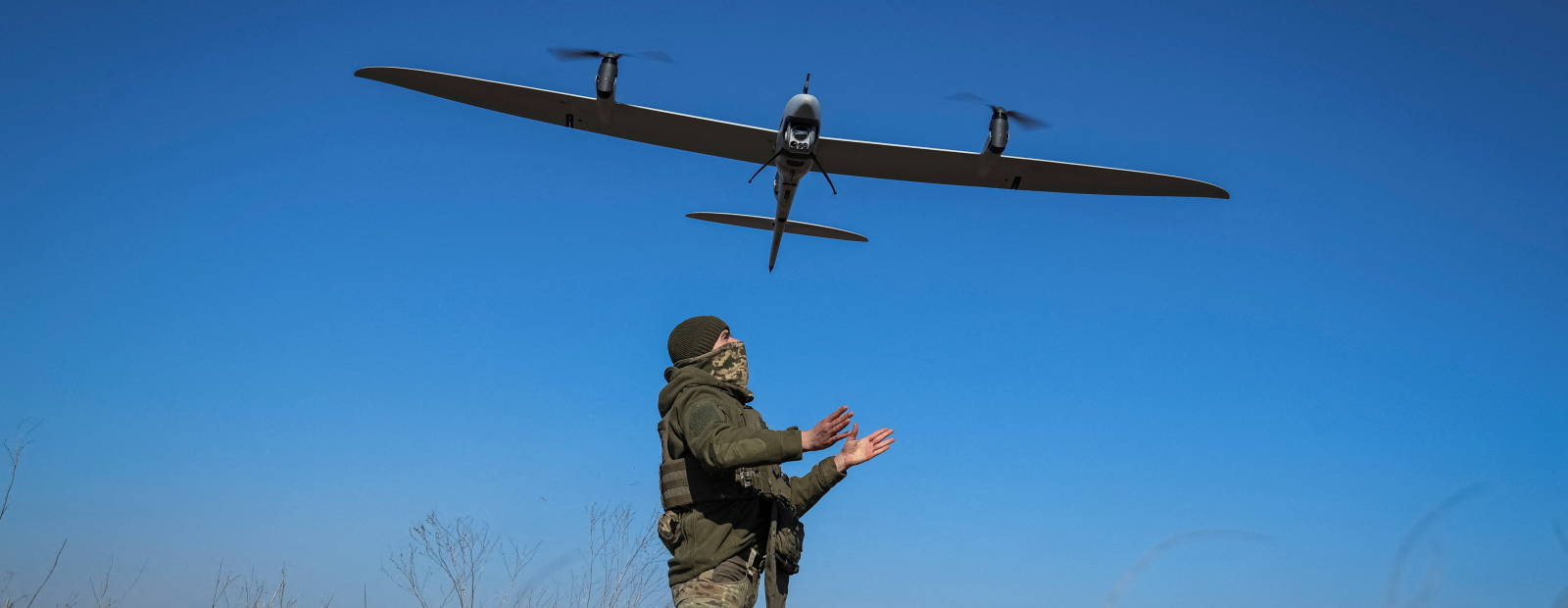 Ukraiņu lidroboti izraisa ugunsgrēku Afipskas naftas pārstrādes rūpnīcā / Diena