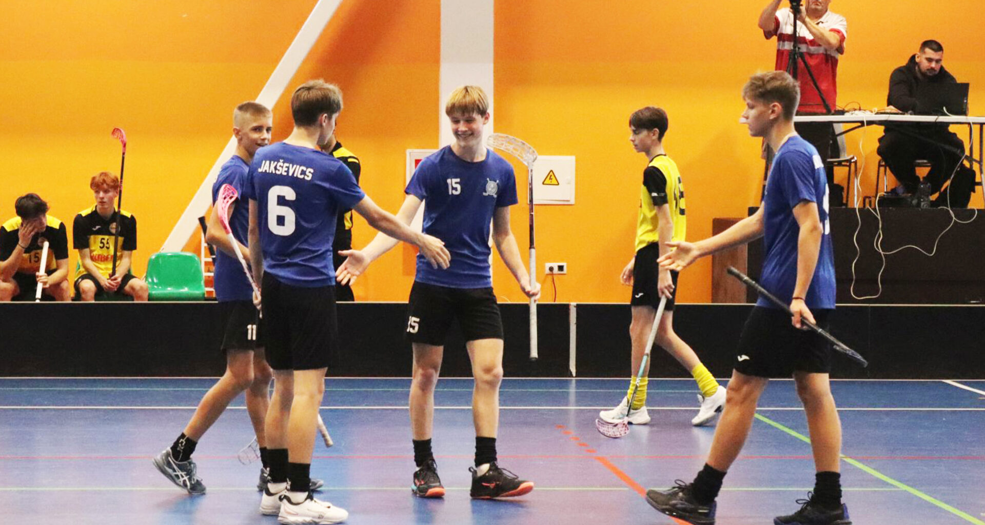 Latvijas Florbola savienība » LV » 2025/2026 » Jaunumi » Ādažnieki atspēlējas un pieveic "Rubene/KSS"