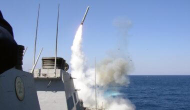 &quot;Tomahawk&quot; raķetes izšaušana no ASV karakuģa