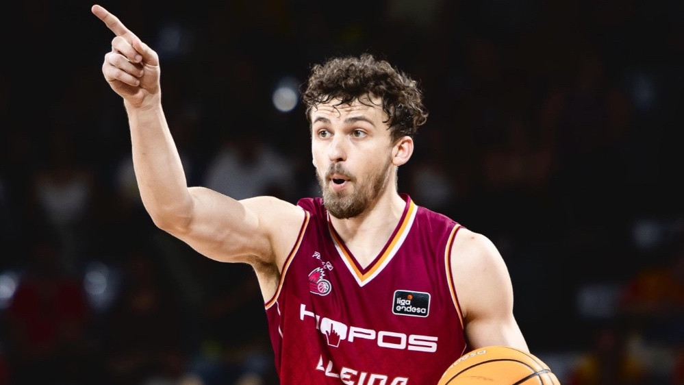 Šķēle un Siliņš iemet pa 14 punktiem savstarpējā duelī, Zorikam trīs Spānijā – Basketbols – Sportacentrs.com