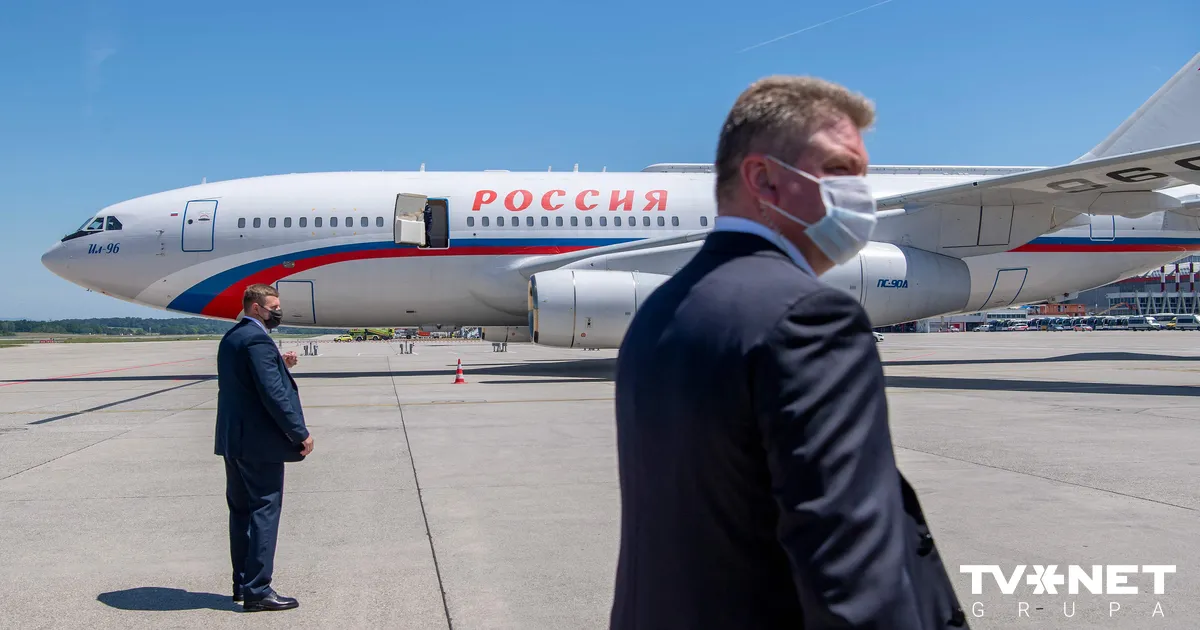 Diktatora Putina lidmašīna uz Ungāriju varētu lidot pār Bulgāriju - TVNET