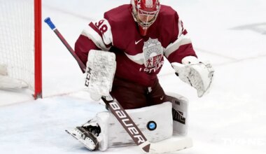 Latvijas hokejists Kalniņš nonācis neoficiālā Ukrainas "melnajā sarakstā"