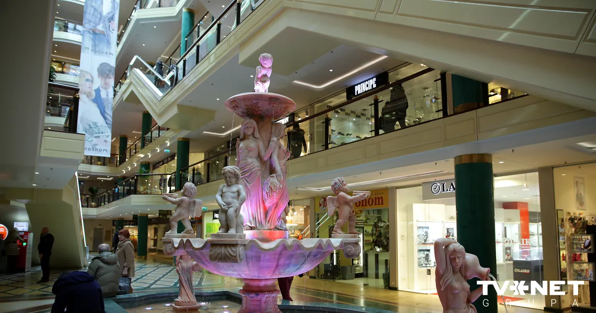 Uz "Galleria Riga" jumta plāno izbūvēt publisko terasi