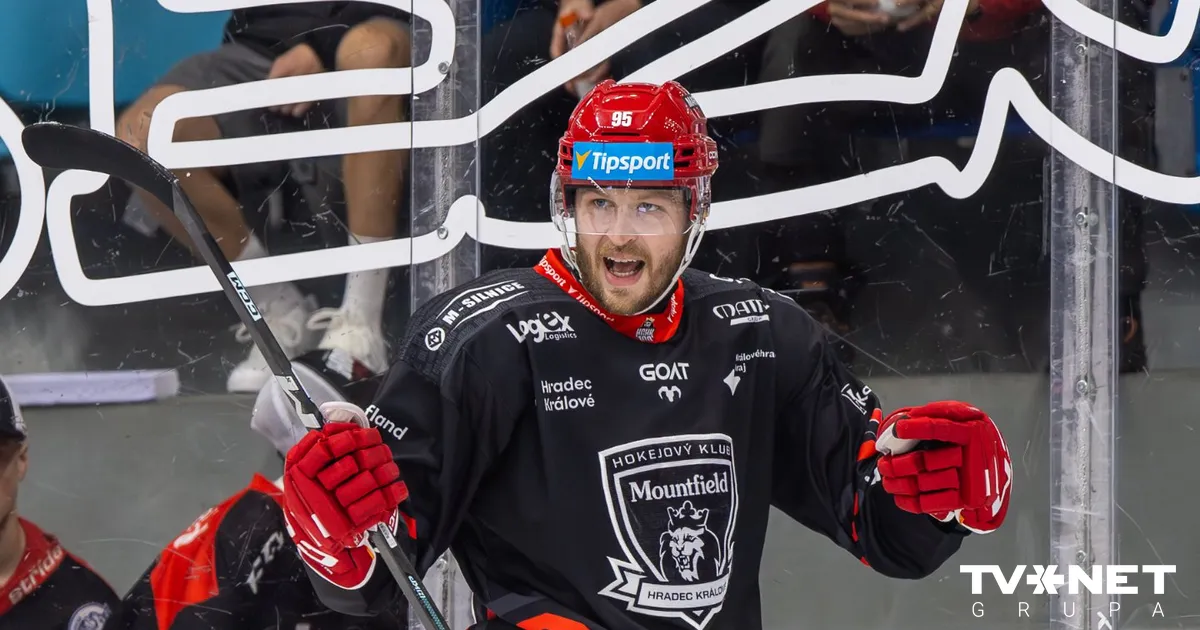 Uzvarētā Čehijas ekstralīgas mačā Batņa gūst vārtus