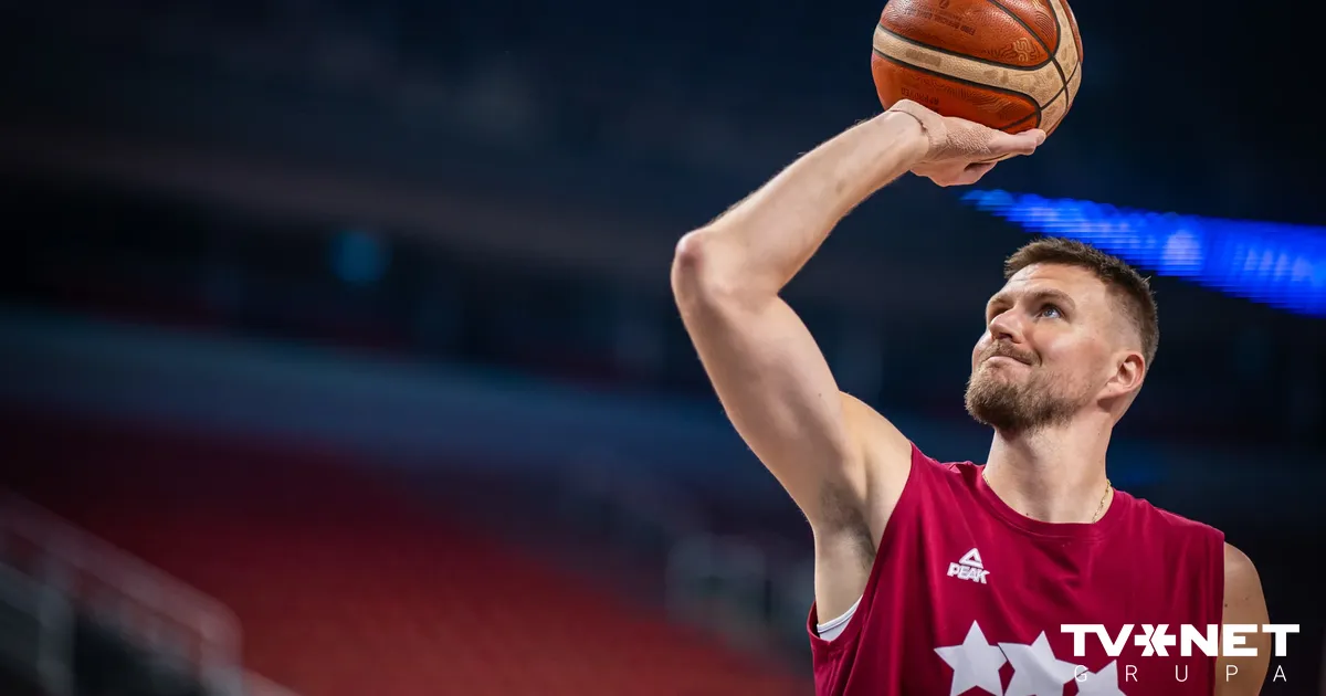 Porziņģis atklāj, kāda slimība viņam atņēma spēkus pagājušās NBA sezonas izskaņā