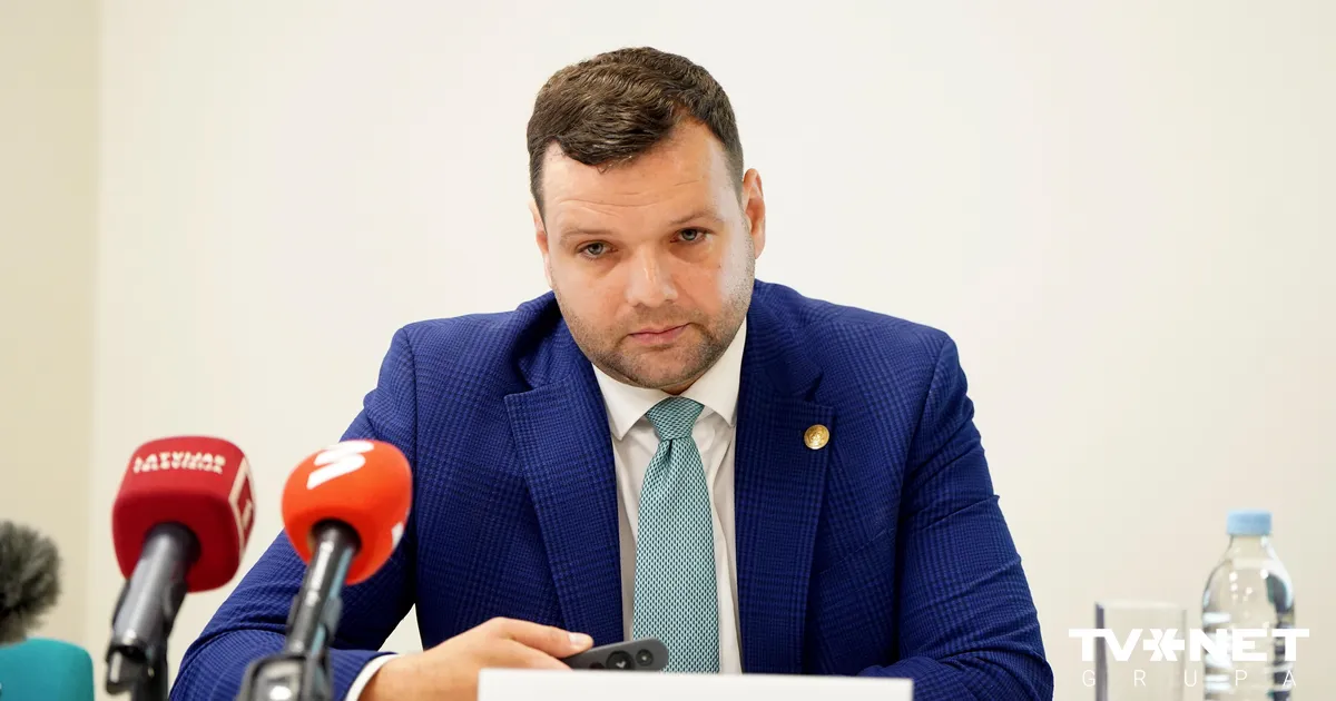 Labklājības ministrs neatklāj personīgo viedokli par izstāšanos no Stambulas konvencijas