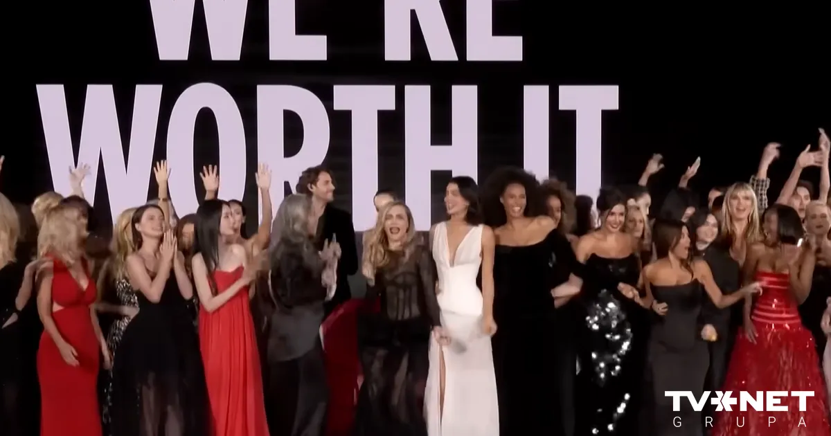 Skaistumam nav vecuma. Parīzes modes nedēļa kā spēcīgs manifests - Apollo.lv