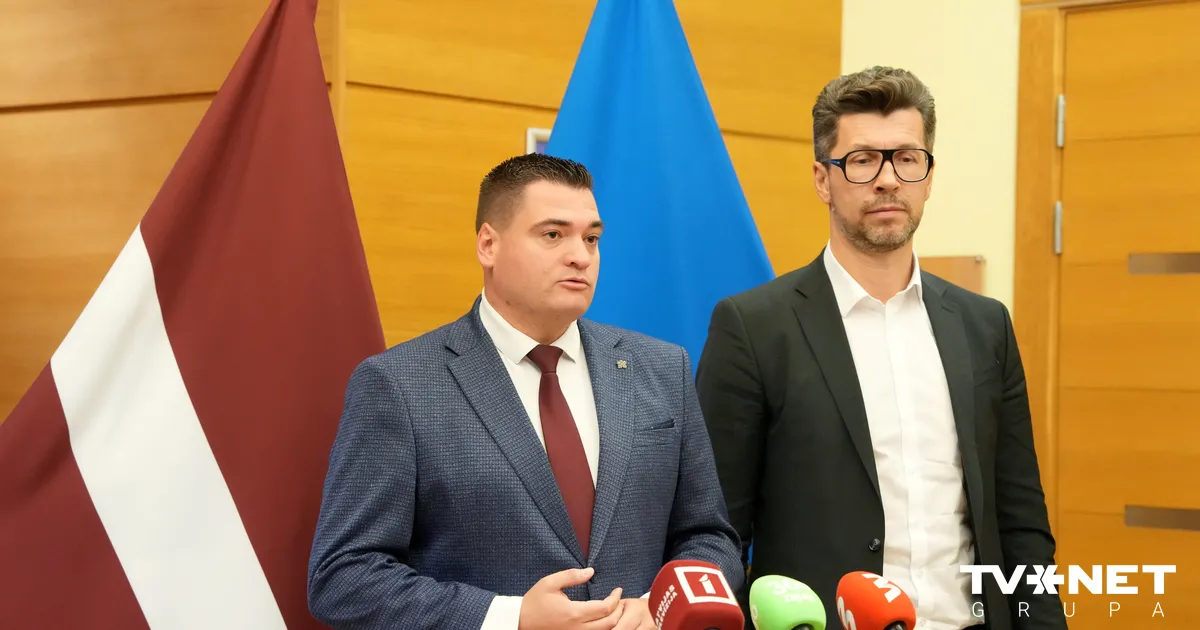 no amata atstādināta "Rīgas namu" departamenta vadītāja