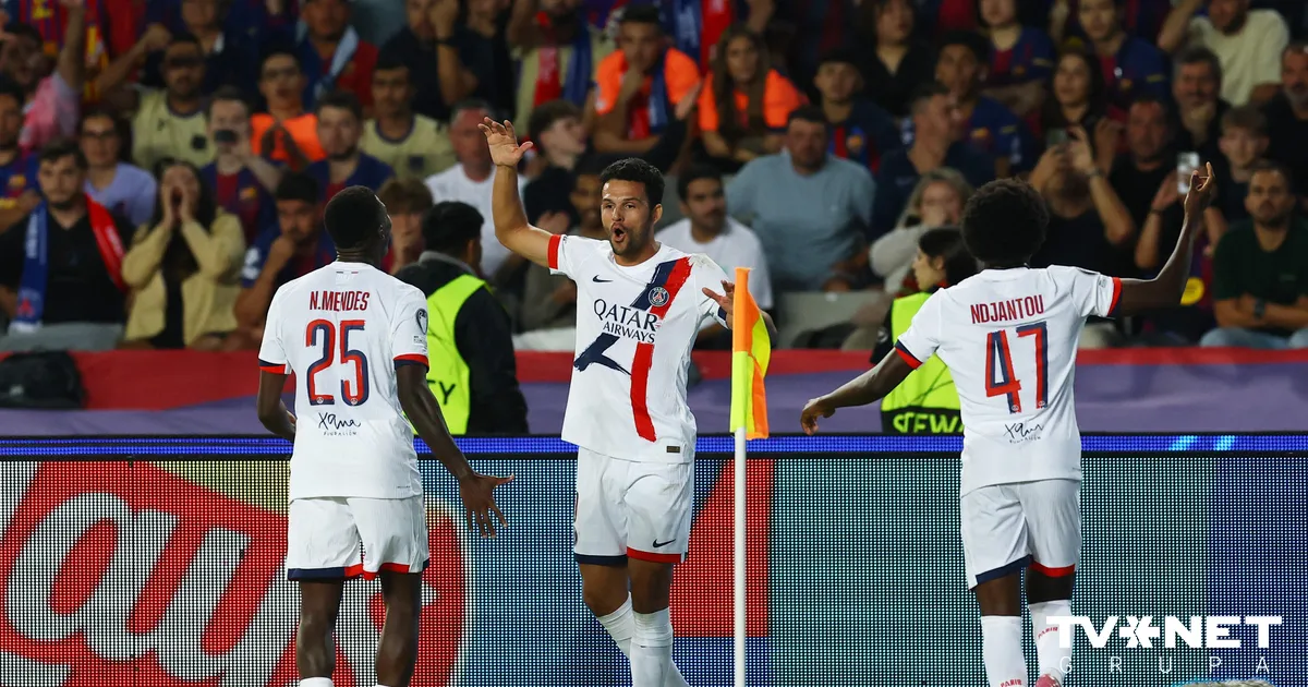 PSG futbolisti Čempionu līgas mačā pārspēj "Barcelona"