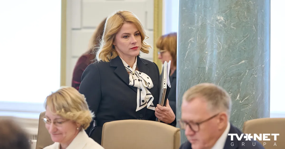 Siliņa ar atbildīgajām iestādēm pārrunās notikušos uzbrukumus valsts un pašvaldību mājaslapām