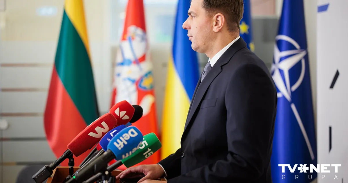 Lietuvas kultūras ministrs, kura rīcība izraisīja protestus, paziņojis par demisiju