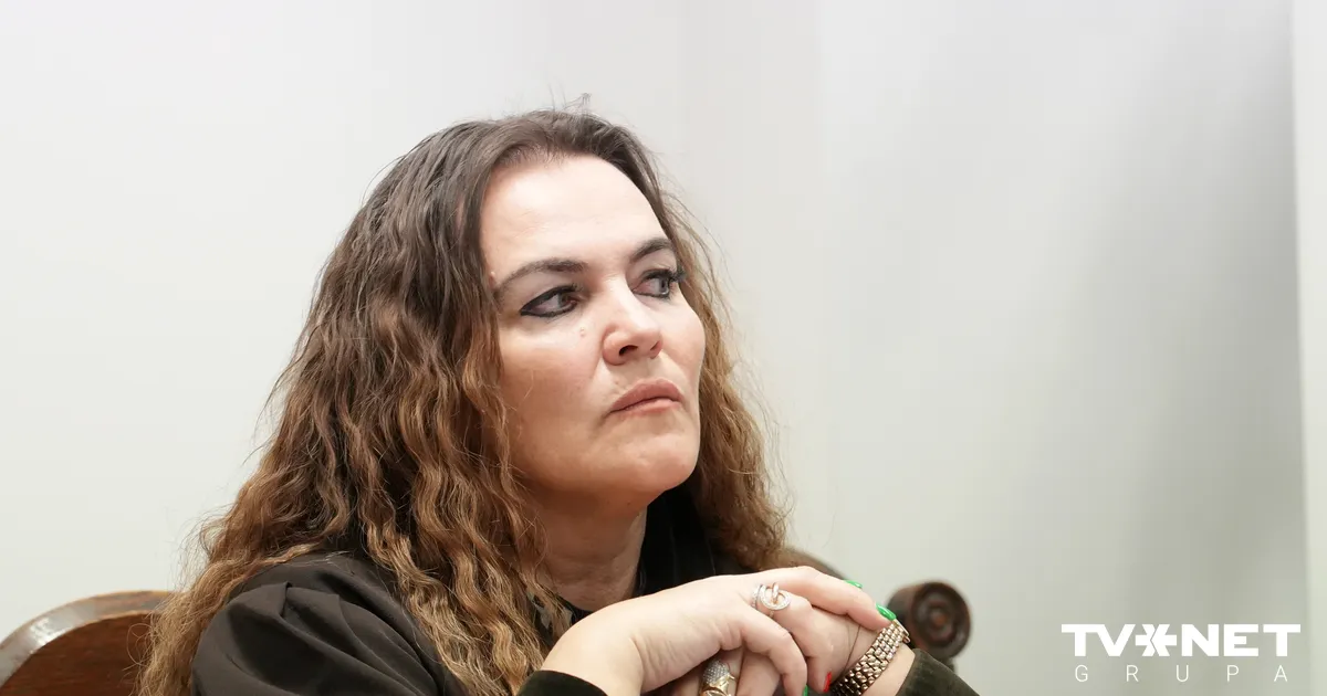 Advokāti Inesi Šulti tur aizdomās par piespiešanu neliecināt apjomīgā nelegālo cigarešu lietā