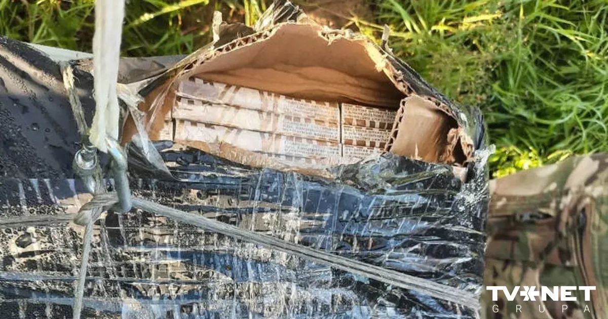 Augšdaugavas novadā robežsargi atklājuši gaisa balonu ar kontrabandas cigaretēm