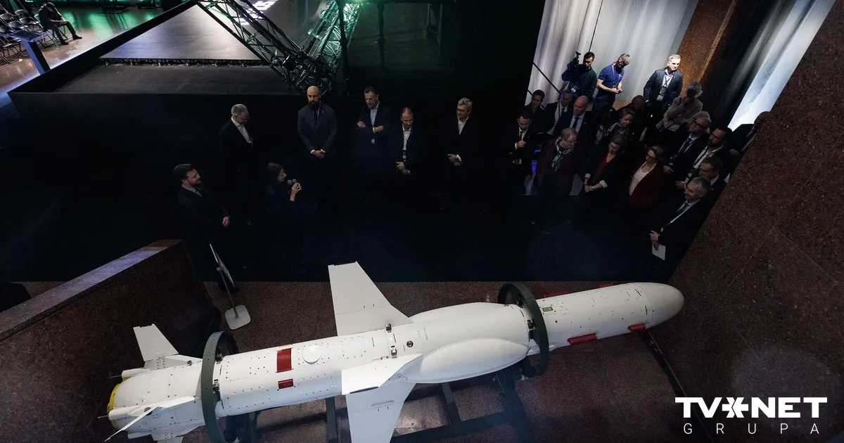 Publicēta jauna Ukrainas raķetes "Garais Neptūns" fotogrāfija