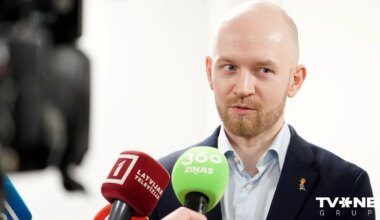 Šuvajevs ir pārliecināts, ka mazākuma valdība spētu turpināt strādāt