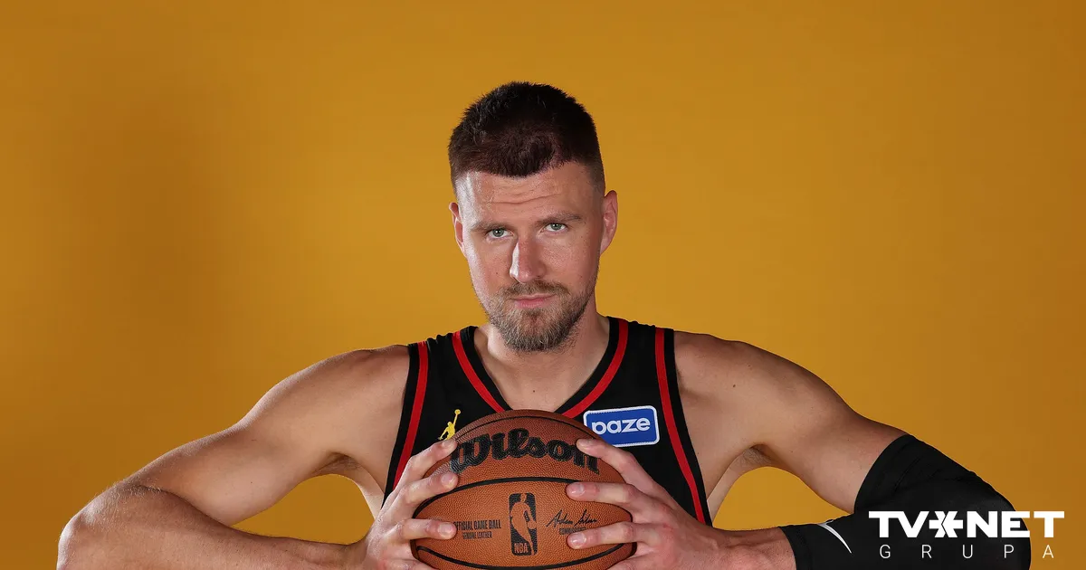 Porziņģis un "Hawks" izpelnās atzinību NBA ģenerālmenedžeru aptaujā