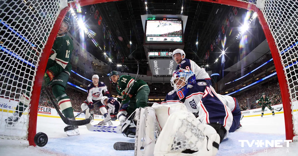 Merzļikins savā NHL sezonas pirmajā spēlē kaldina "Blue Jackets" uzvaru