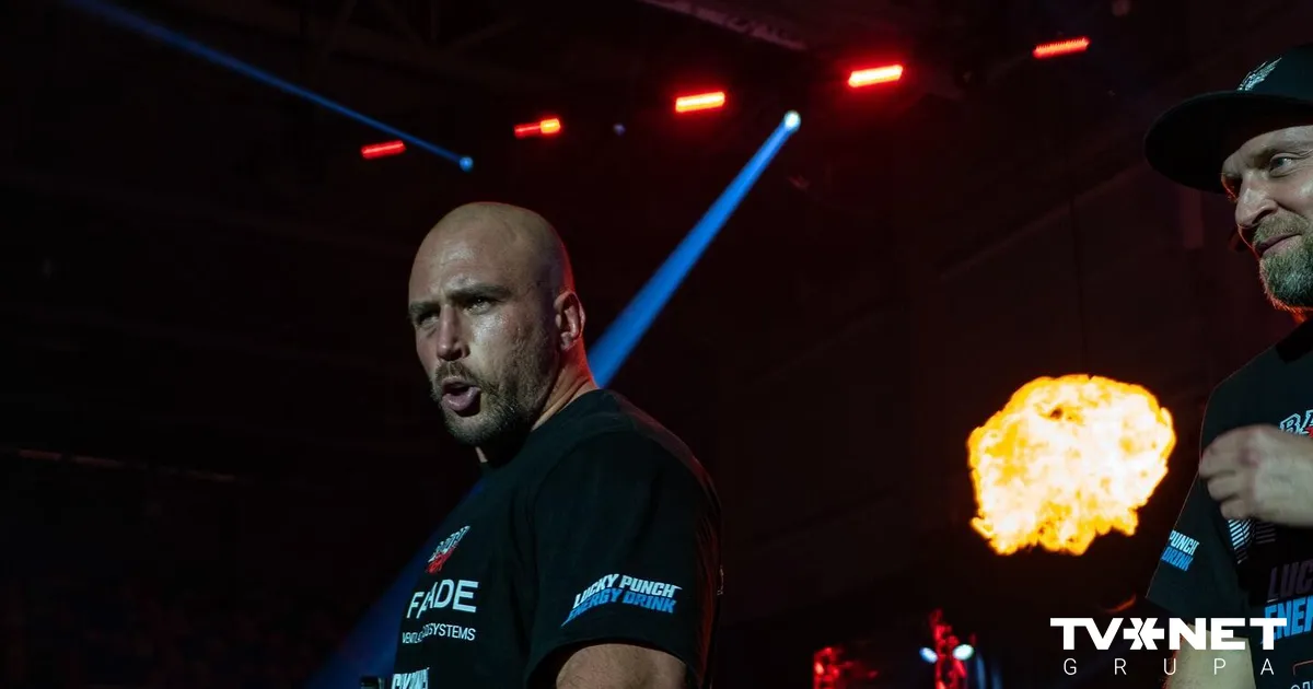VIDEO ⟩ Latvijas smagsvars Skabarnieks ar ātru uzvaru turpina panākumu sēriju MMA