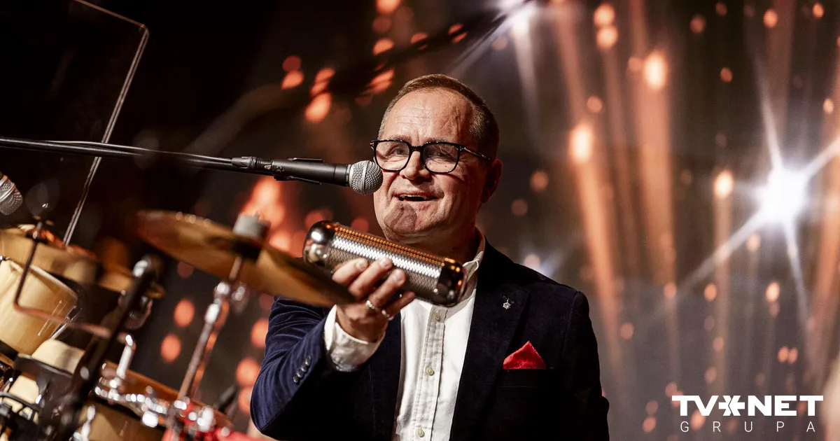 FOTO ⟩ Guntars Račs ar vērienīgu koncertu Ulbrokā atklāj jubilejas koncertu sēriju