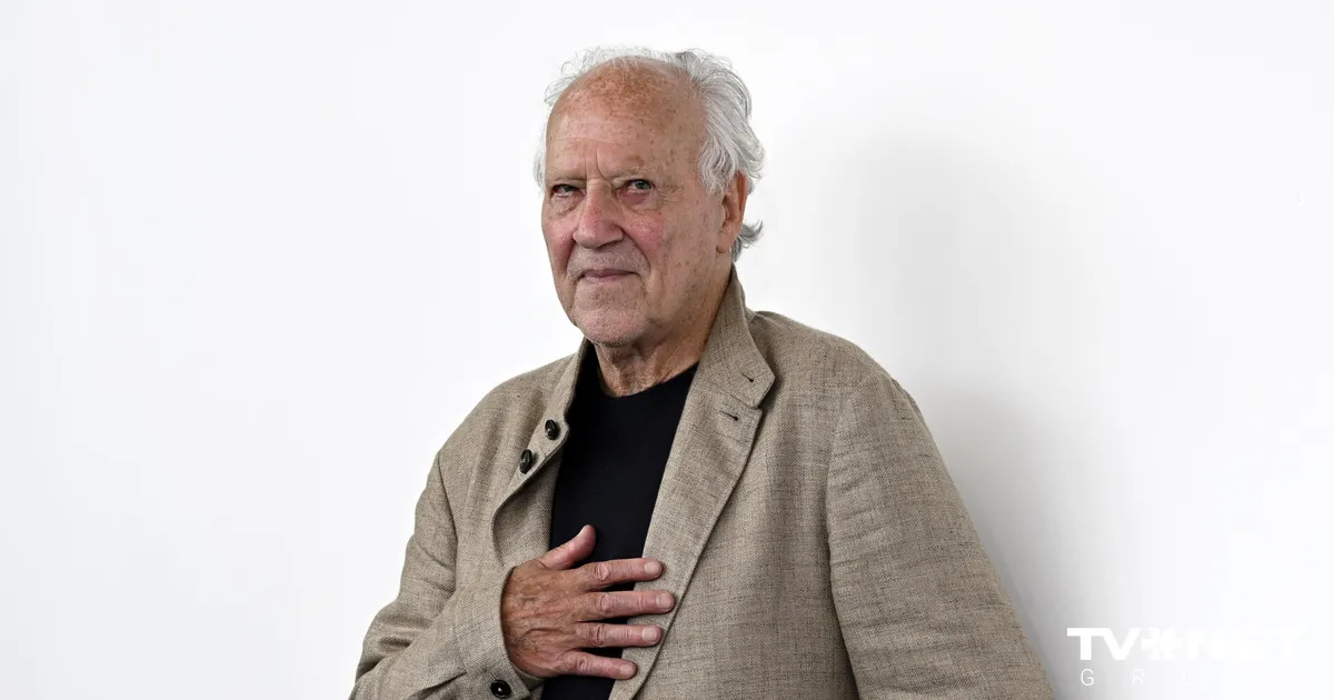 Atklās Vernera Hercoga autobiogrāfijas "Katrs par sevi, un Dievs pret visiem" latviskojumu