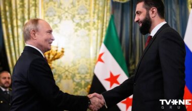 VIDEO ⟩ Sīrijas pagaidu prezidents Kremlī tiekas ar Putinu