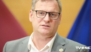 Divos naktī noslēgusies Rīgas domes sēde