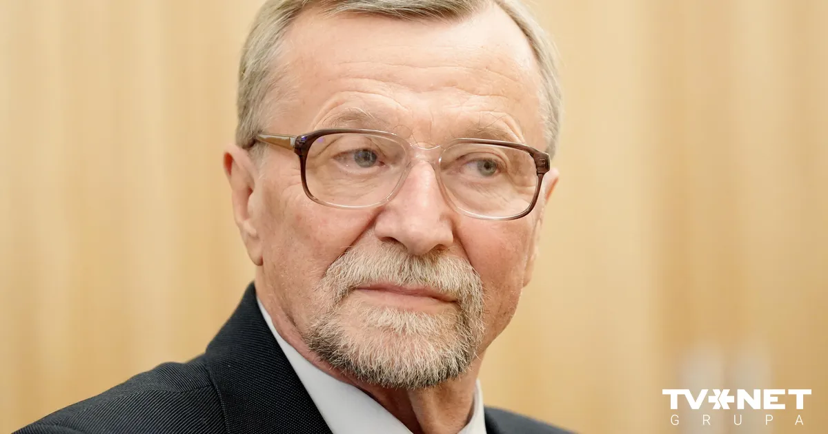 Dinevičam apstiprina Saeimas deputāta mandātu