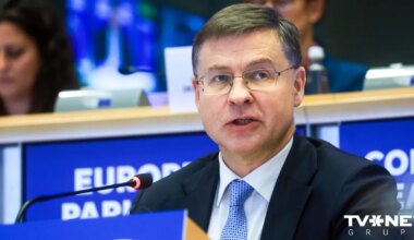Krievijas aktīvi paliks imobilizēti līdz reparāciju samaksai Ukrainai, uzsver Dombrovskis