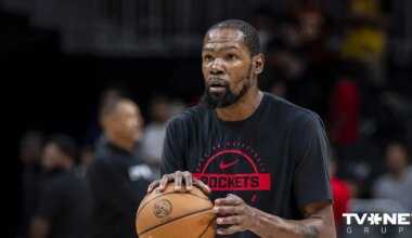 Durants vienojies ar "Rockets" par līguma pagarināšanu