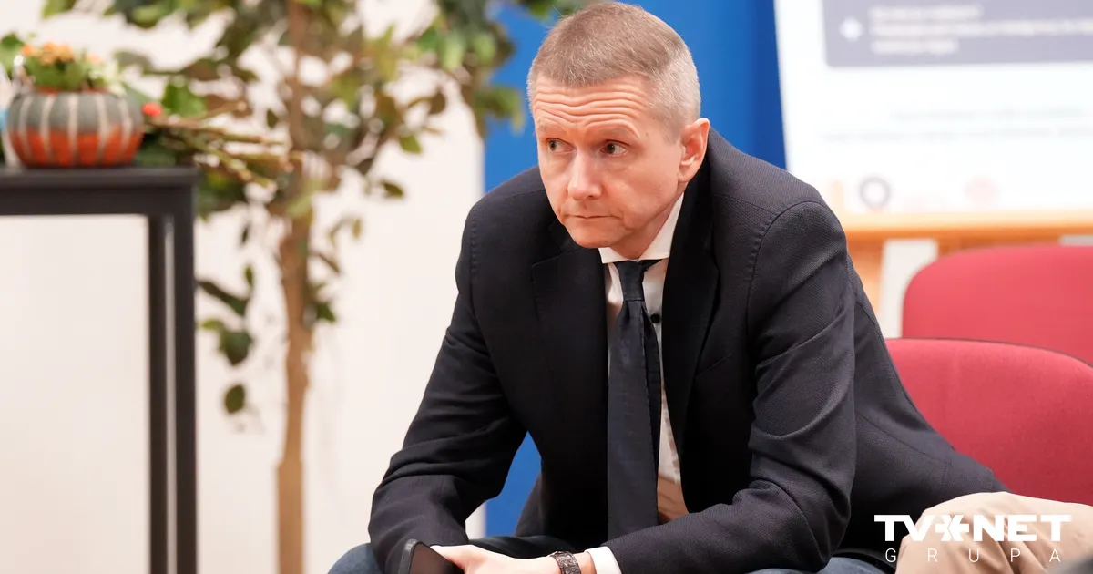 LVM vadītājs Putniņš atkāpies no amata; viņa atkāpšanās varētu būt saistīta ar kādu valdības lēmumu